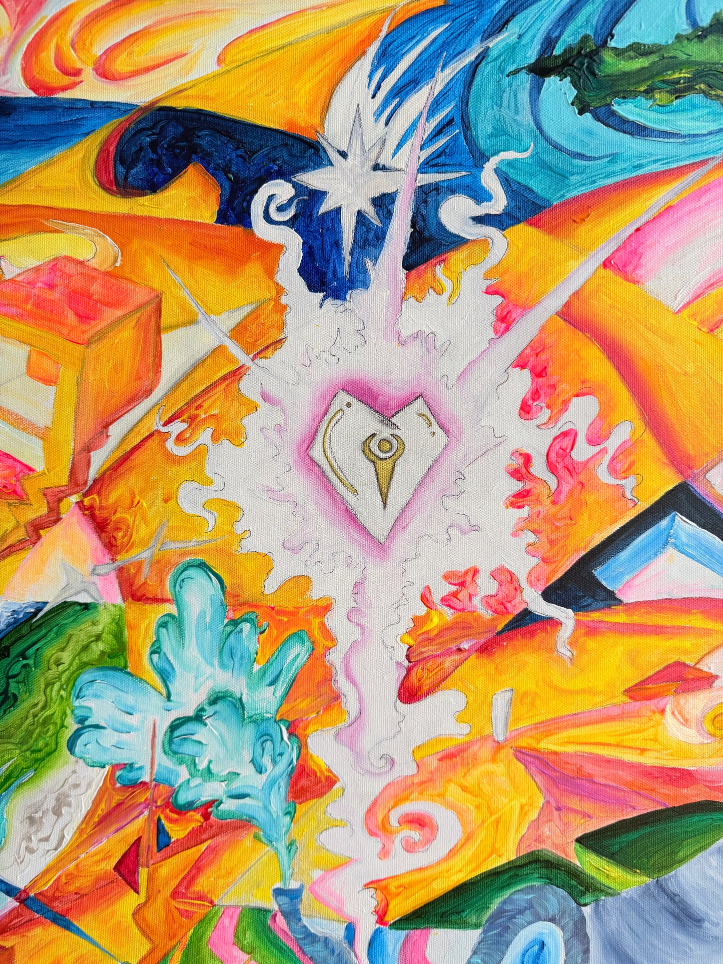 “Labyrinth of the luminous heart”
